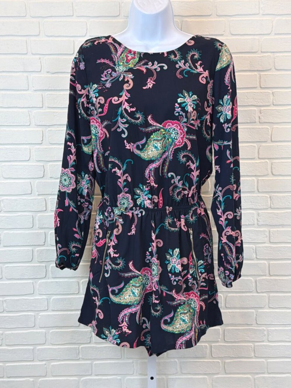 One Clothing Paisley Print Romper Navy Long Sleeve Medium